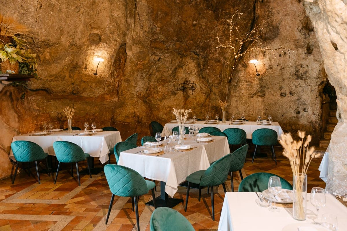 La sala — Madonna della Stella 1